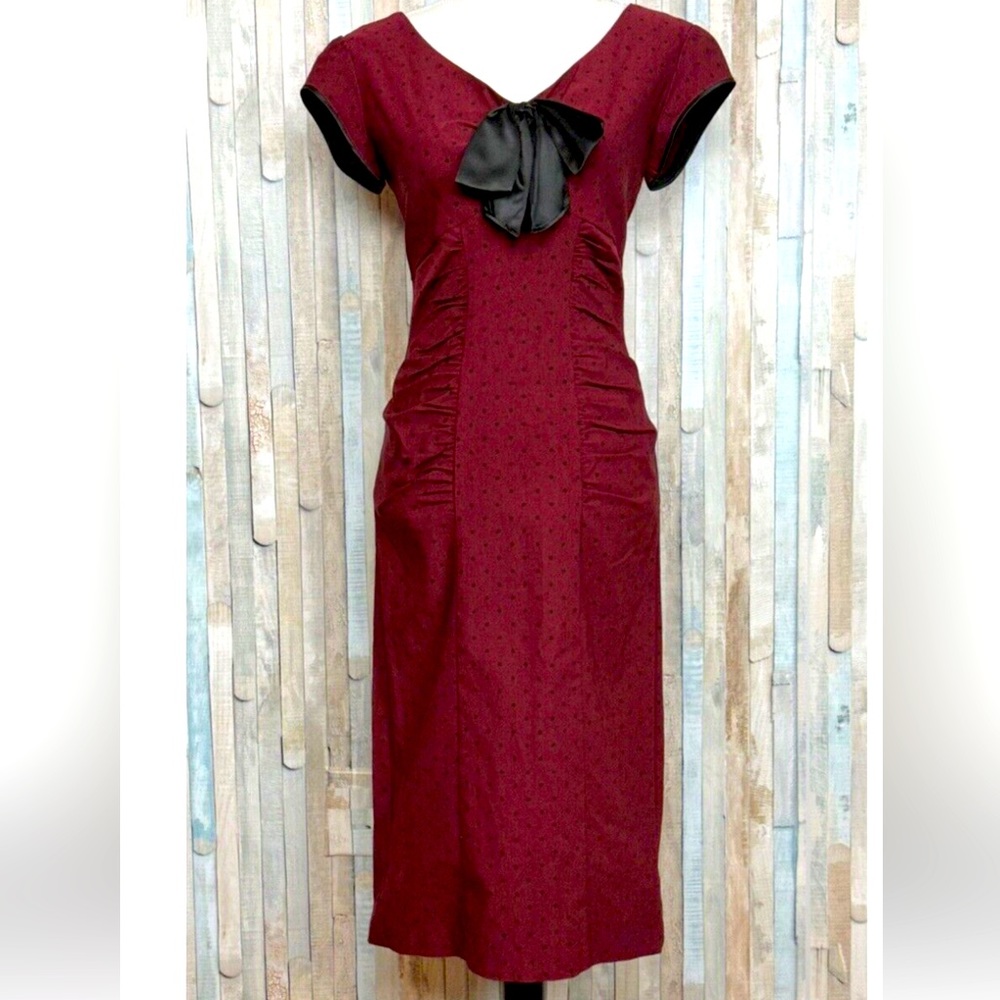 Stop Staring! LG Vintage Polka Dot Newport Wiggle Dress